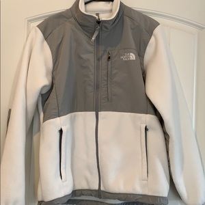 The North Face Woman’s Denali Jacket